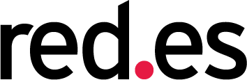 Logo de red.es, entidad pública encargada de promover la transformación digital en España, con un diseño moderno que incluye texto en negro y un punto rojo.